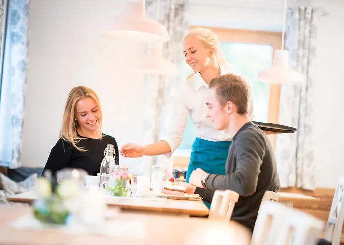 Stefanies-Café-Pension-Kultur